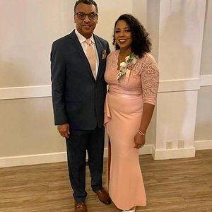 Meet your Posher, Lorie